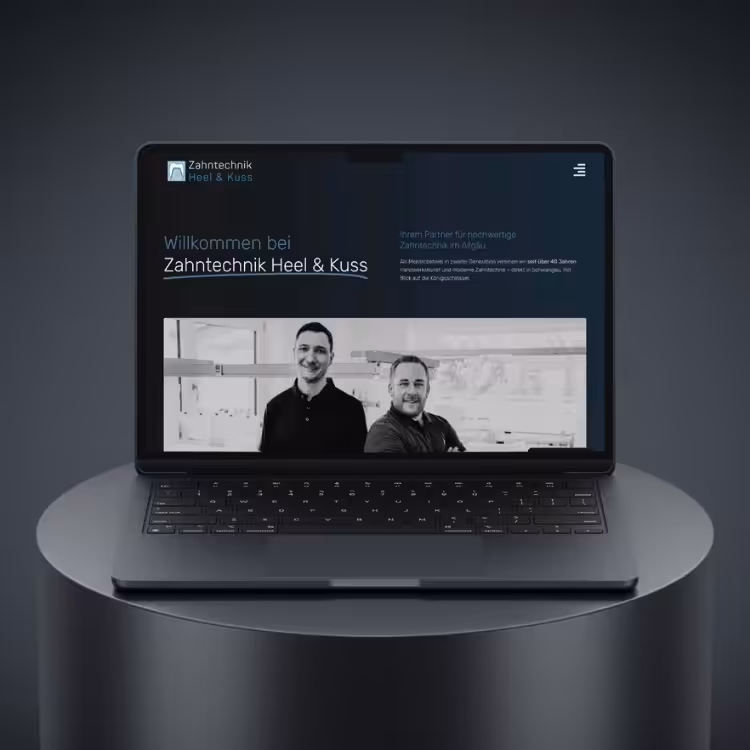 Kundenwebsite Zahntechnik Heel & Kuss aus Schwangau - Laptop Mockup